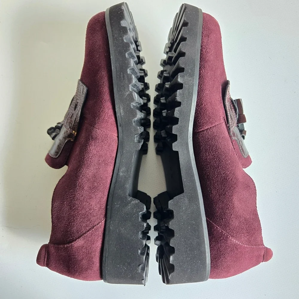 Vaneli Zoelie Burgundy Suede Kiltie Tassel Lug Sole Platform Loafers Womens 9 M